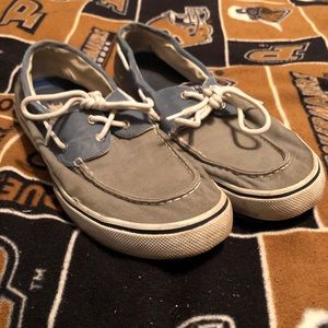 Sperry topsides boat shoes